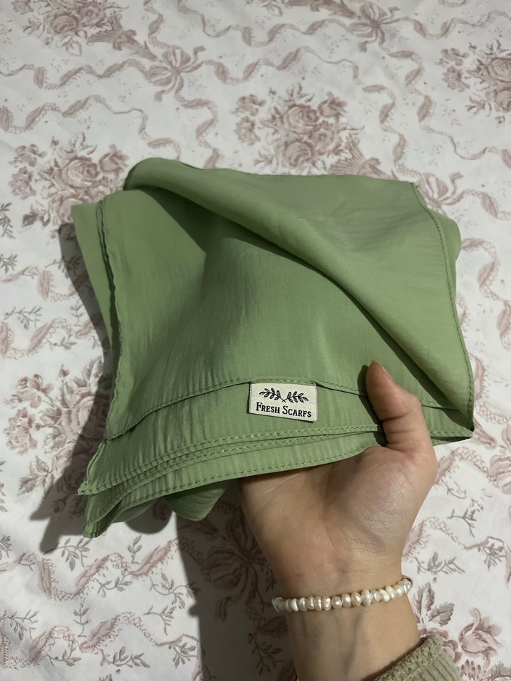Freshscarfs pamuk ipek eşarp çağla yeşili - Görsel 3