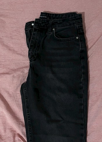 Trendyolmilla siyah kot pantolon - Görsel 3