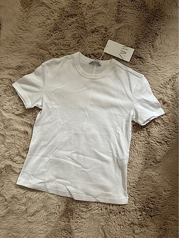 Zara tshirt