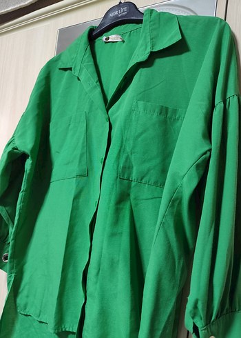 Yeşil Düğmeli Uzun Kollu Kadın Gömlek - Görsel 3
