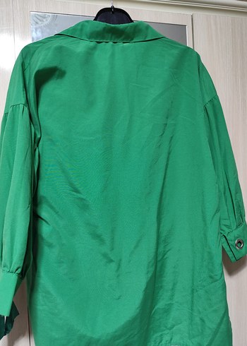 Yeşil Düğmeli Uzun Kollu Kadın Gömlek - Görsel 2