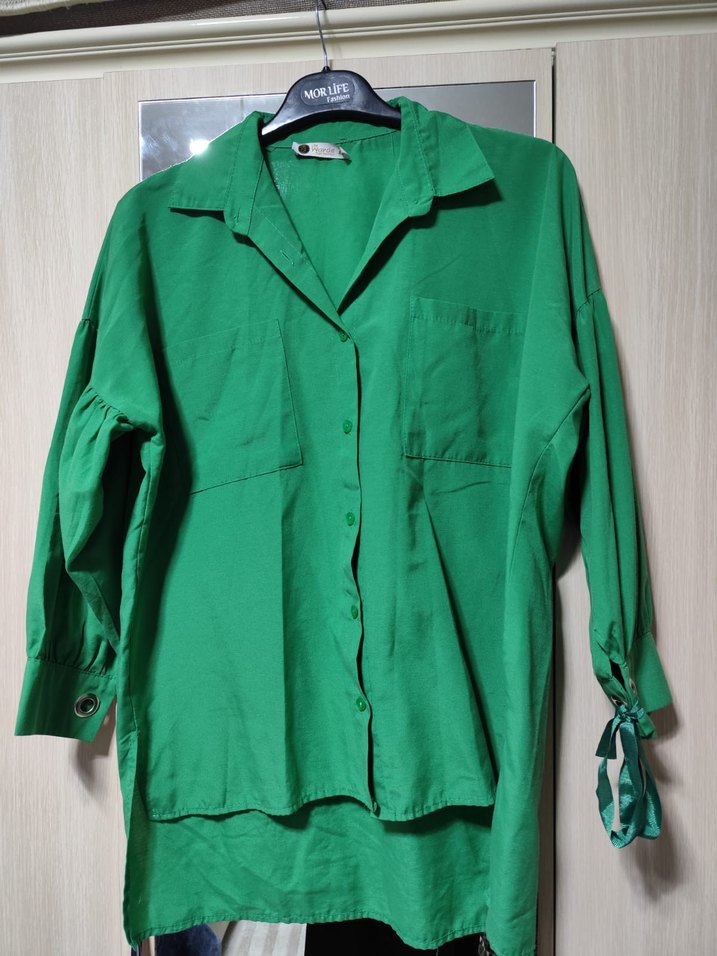 Yeşil Düğmeli Uzun Kollu Kadın Gömlek - Görsel 4