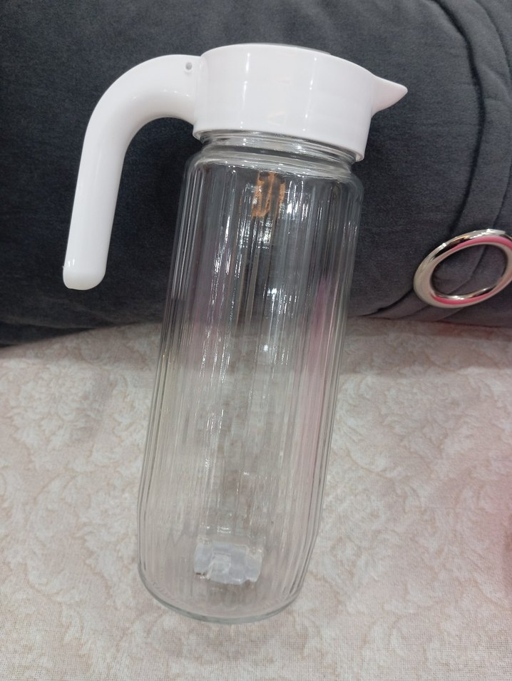 Beyaz Kapaklı Cam Sürahi - Görsel 4