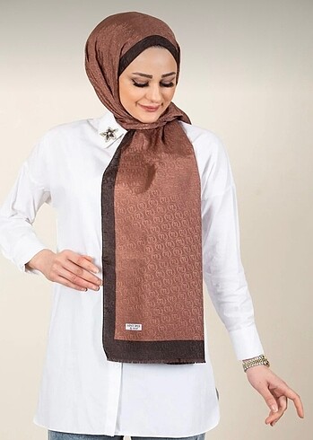 Hint ipek monogram şal