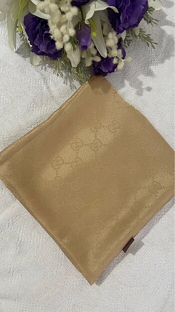Gucci jakar eşarp