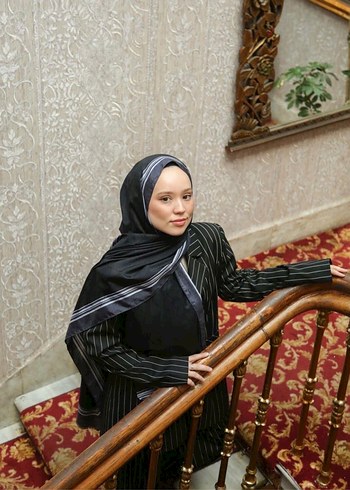 Hint ipek monogram şal - Görsel 3