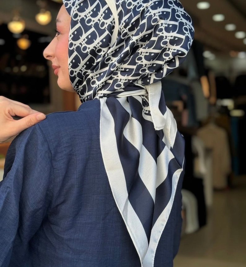 Dior vual ipek eşarp - Görsel 4
