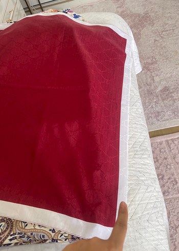 Beden Hint ipek monogram şal