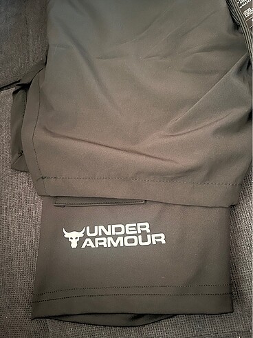 s Beden siyah Renk Under Armour Taytlı Şort