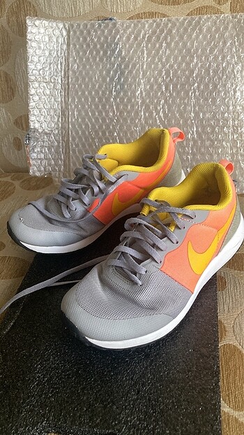38 Beden çeşitli Renk Nike Elite Shinsen Grey with orange Ayakkabı