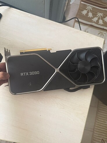 Beden NVİDİA GEFORCE RTX 3090 24Gb 384Bit