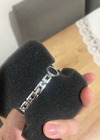 Klasik Siyah Taşlı Kadın Saati - Görsel 3