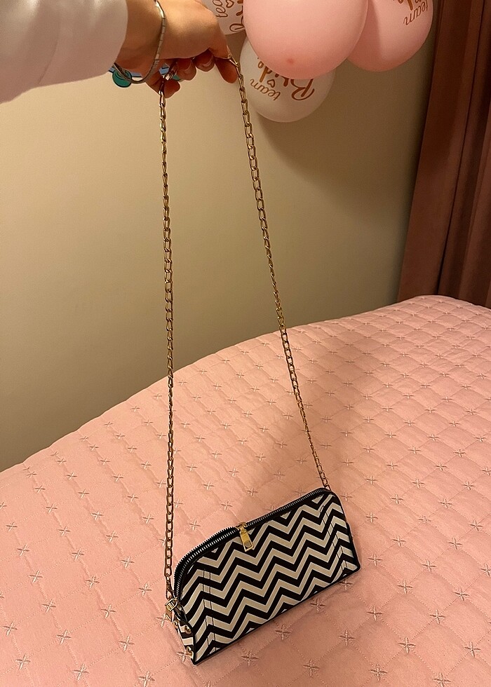 Siyah beyaz çanta - Görsel 2