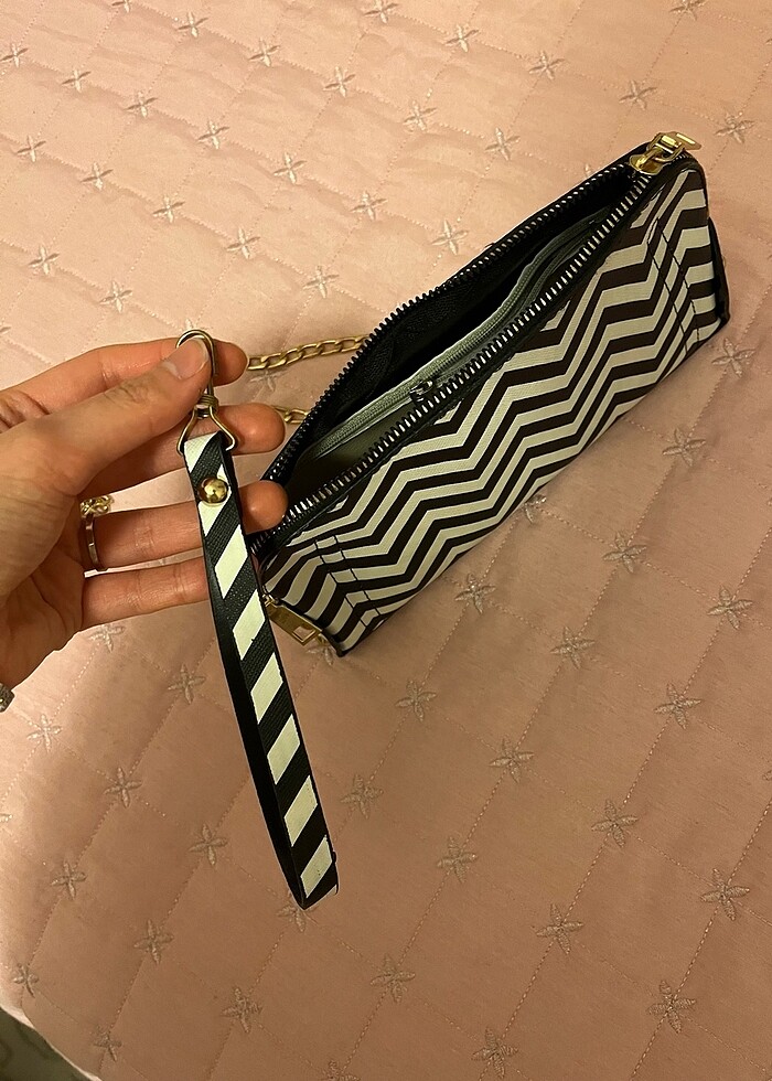 Siyah beyaz çanta - Görsel 3