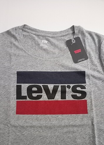 Levi's bayan tişört 