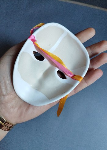 Renkli Desenli Kadın Yüz Maskesi - Görsel 3