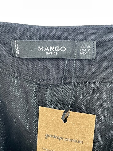 34 Beden siyah Renk Mango Kumaş Pantolon %70 İndirimli.