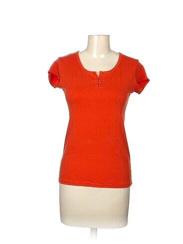 Batik T-shirt %70 İndirimli.