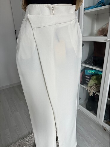 ipekyol Havuç formunda beyaz pantolon