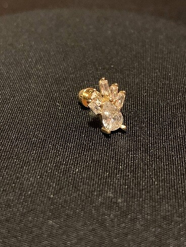  Beden altın Renk Kürel Accessories 14 Ayar Altın Tragus Piercing Taşlı Model