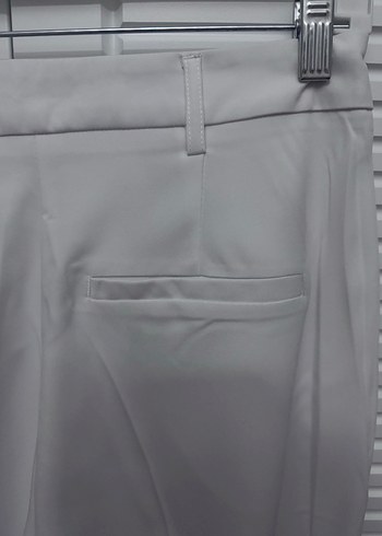 Kadın Beyaz Kumaş Pilili Kumaş Pantolon - Görsel 7