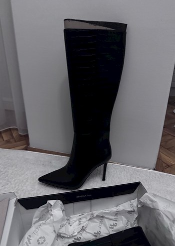 Nine West Siyah Deri İnce Topuklu Diz Boyu Çizmeler - Görsel 2