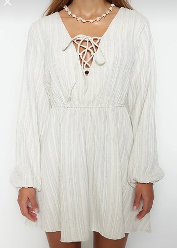 Uzun Kollu Beyaz Çizgili dokuma keten karışımlı plaj elbisesi - Görsel 3
