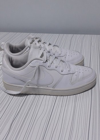 Nike Beyaz Dusuk Bilekli Sneaker