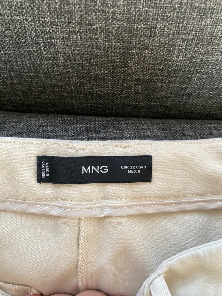 Bej Kadın Pilili Kumaş Pantolon - Görsel 3