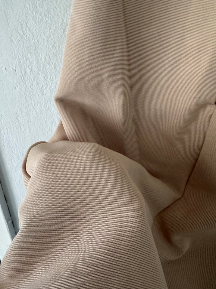 Bej V Yakalı Midi Kadın Elbise - Görsel 3