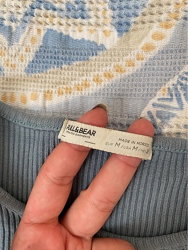Pull and Bear Pull and Bear Omuz Acik Bluz