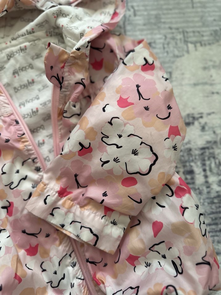 Kız Çocuk Kapüşonlu Desenli Yağmurluk - Görsel 2