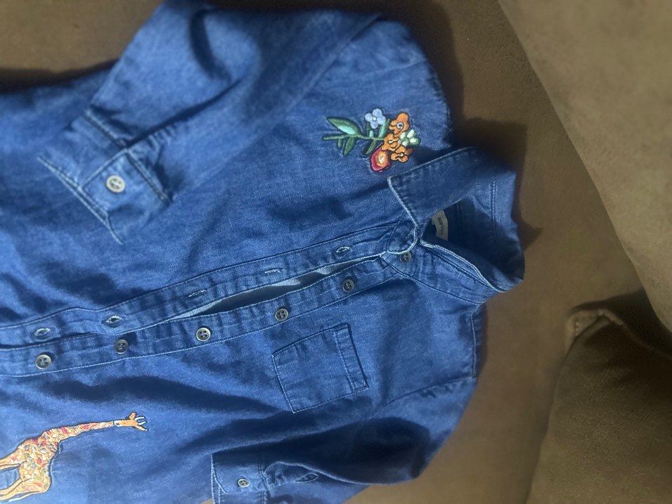 Nakışlı Mavi Denim Kız Gömlek - Görsel 2