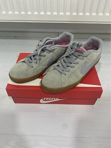 Nike spor ayakkabı