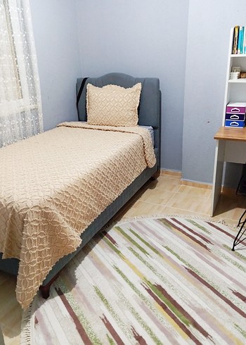 Bej Nakışlı Yatak Örtüsü - Görsel 3