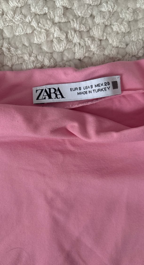 Zara Pembe Yüksek Yakalı Kısa Kollu tişört - Görsel 2