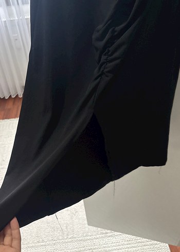 Siyah Drapeli Uzun Kadın Elbise - Görsel 2