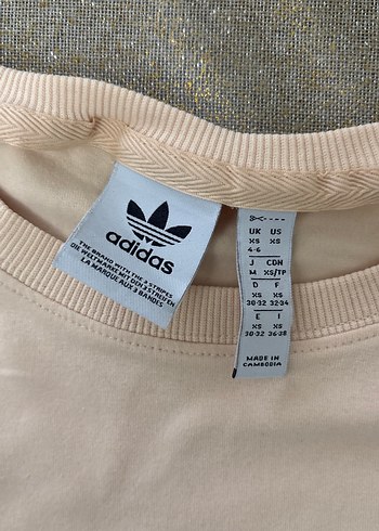 Adidas bej rengi tişört - Görsel 3