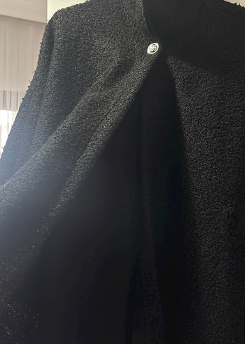 Düğmeli Siyah Kadın Panço - Görsel 2