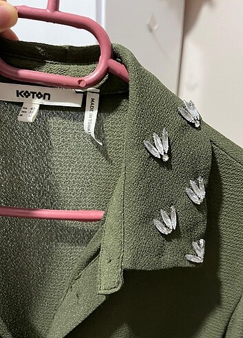 l Beden KOTON yakası taşlı bluz Balon kollu