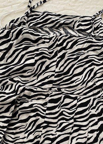 36 Beden Zebra Desenli Askılı Mini Elbise