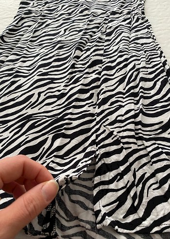 36 Beden beyaz Renk Zebra Desenli Askılı Mini Elbise