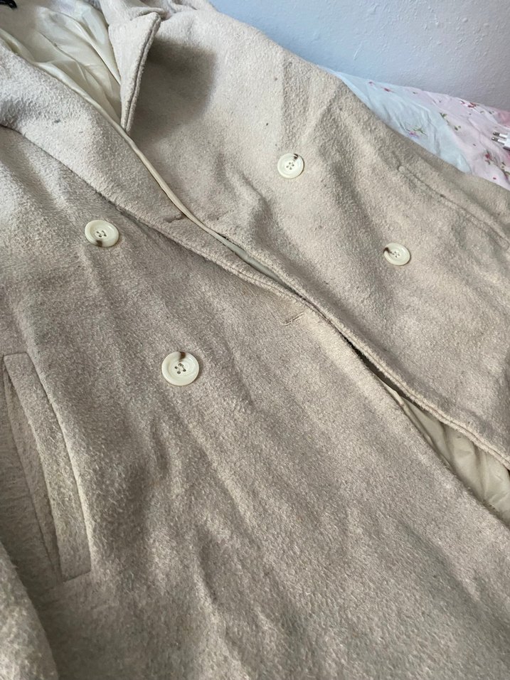 Düğmeli Bej Süet Kadın Midi Kaban - Görsel 3