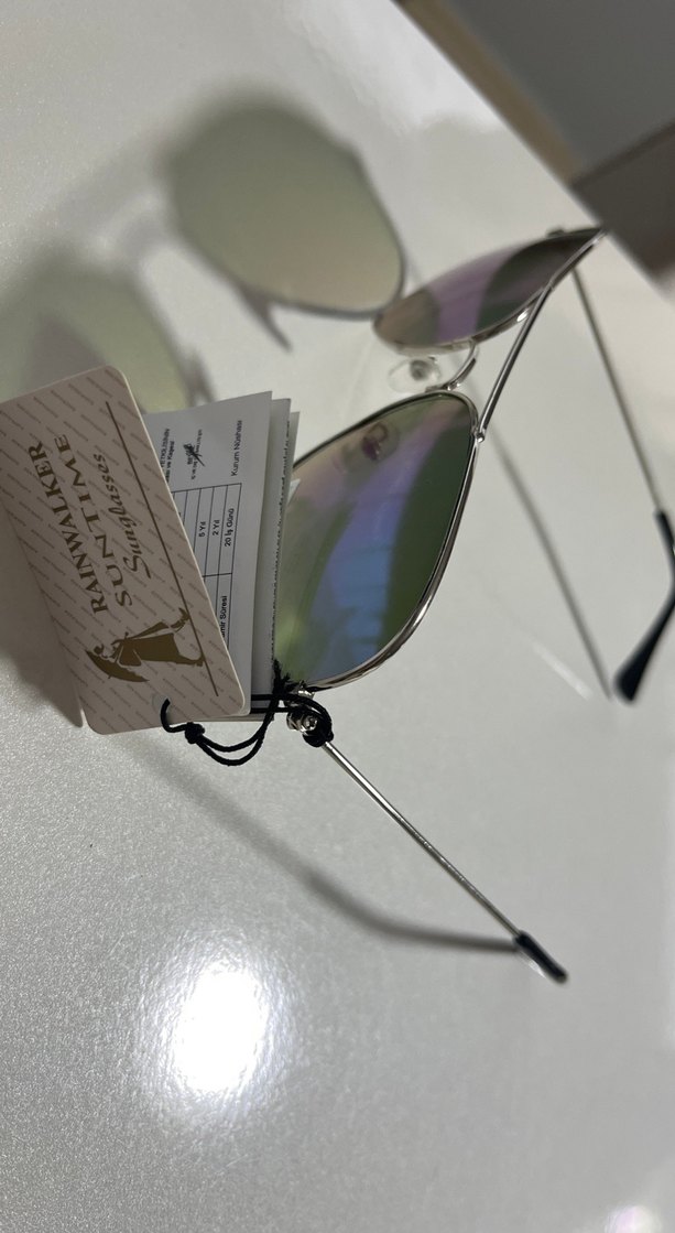 Şeffaf Çerçeveli Gri unisex Güneş Gözlüğü - Görsel 3