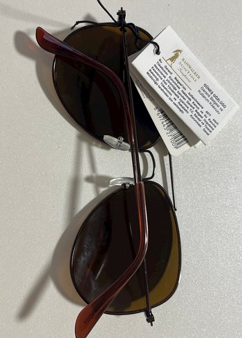 Kahverengi Tokalı Klasik Kadın Güneş Gözlüğü - Görsel 2