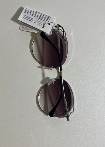 Minimalist Gri Şeffaf Kadın Gözlüğü - Görsel 3