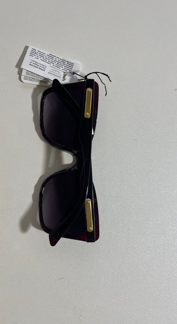 Şeffaf Siyah Gotik Kadın Gözlüğü - Görsel 3