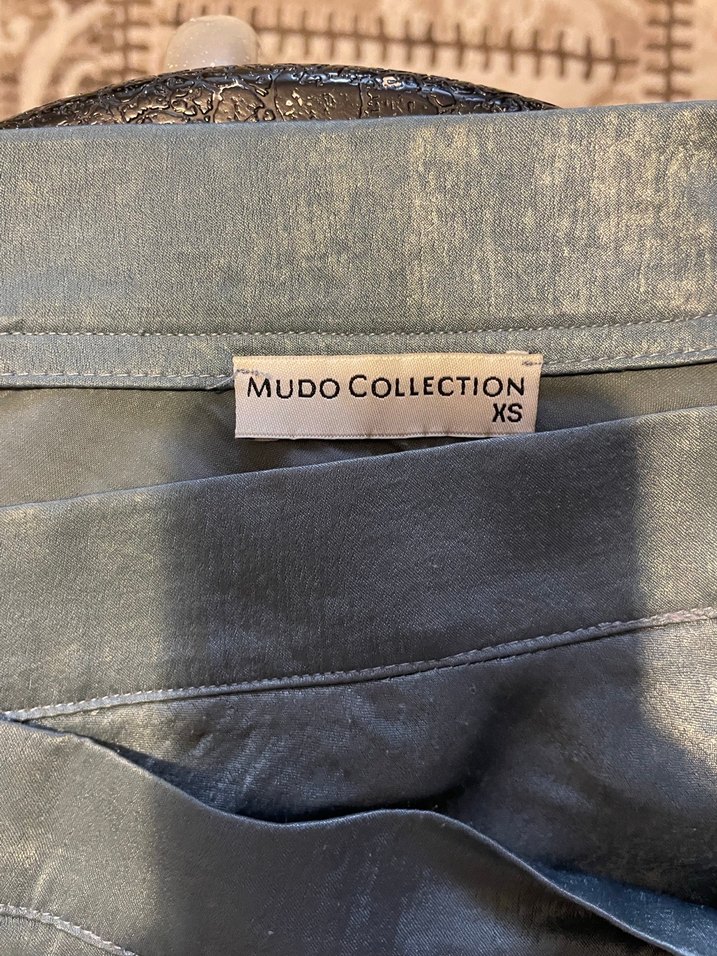 Gri Parlak mini etek - Görsel 2