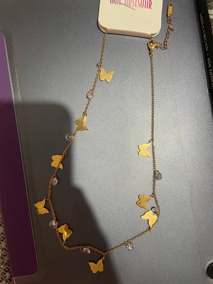 Altın Renkli Kelebek kolye çelik - Görsel 3