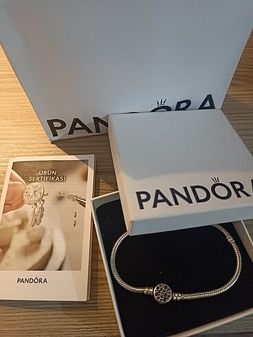 Pandora bileklik
